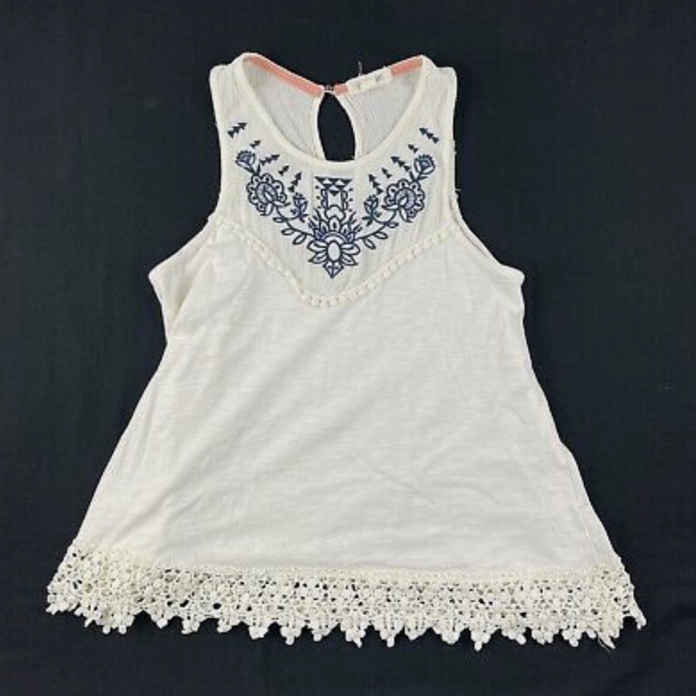 Embroidered Lace tank top